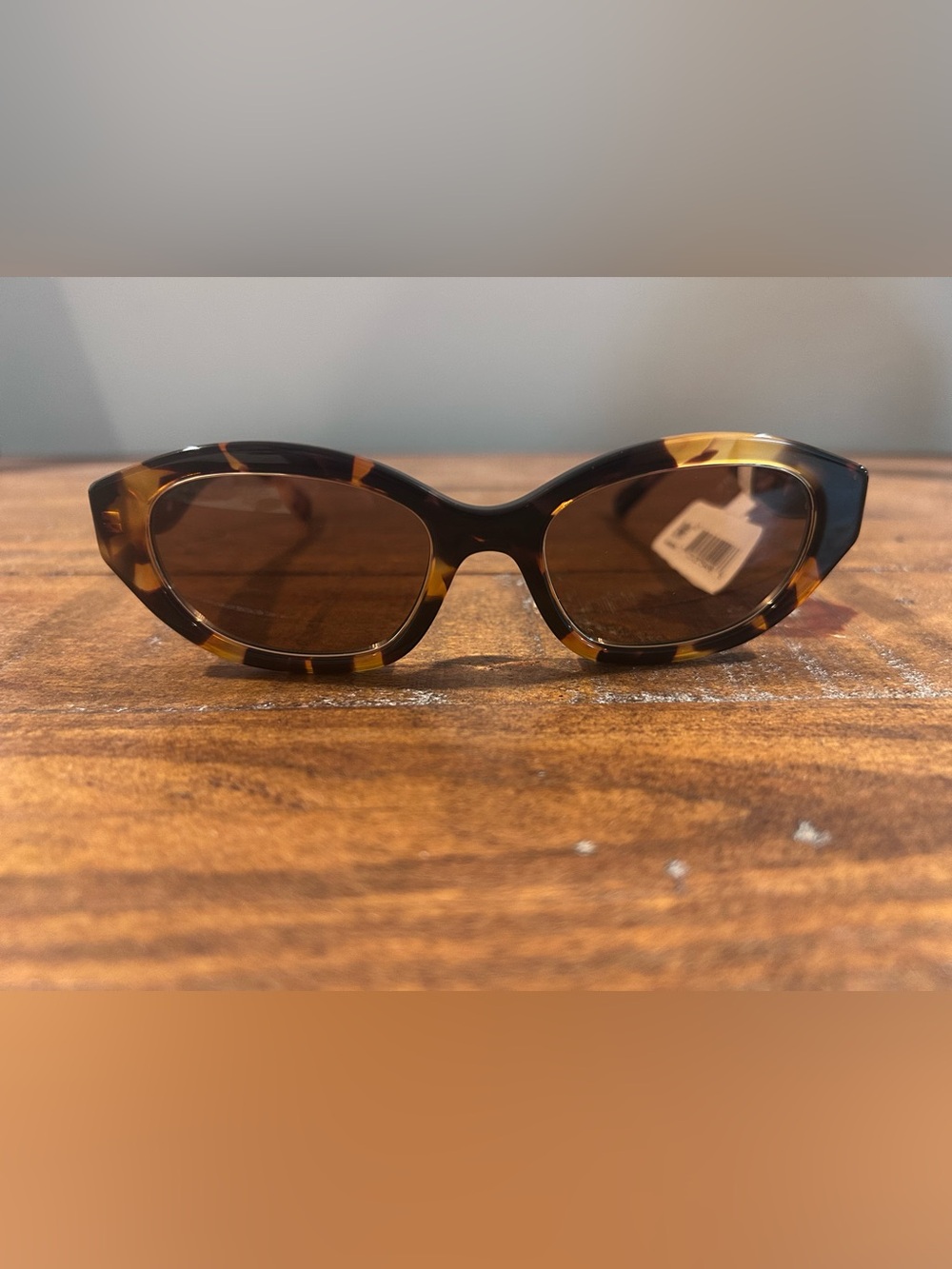 NWT Tory Burch Tortoise/Amber 52mm Non Polarized Sunglasses with Case. - Picture 2 of 9